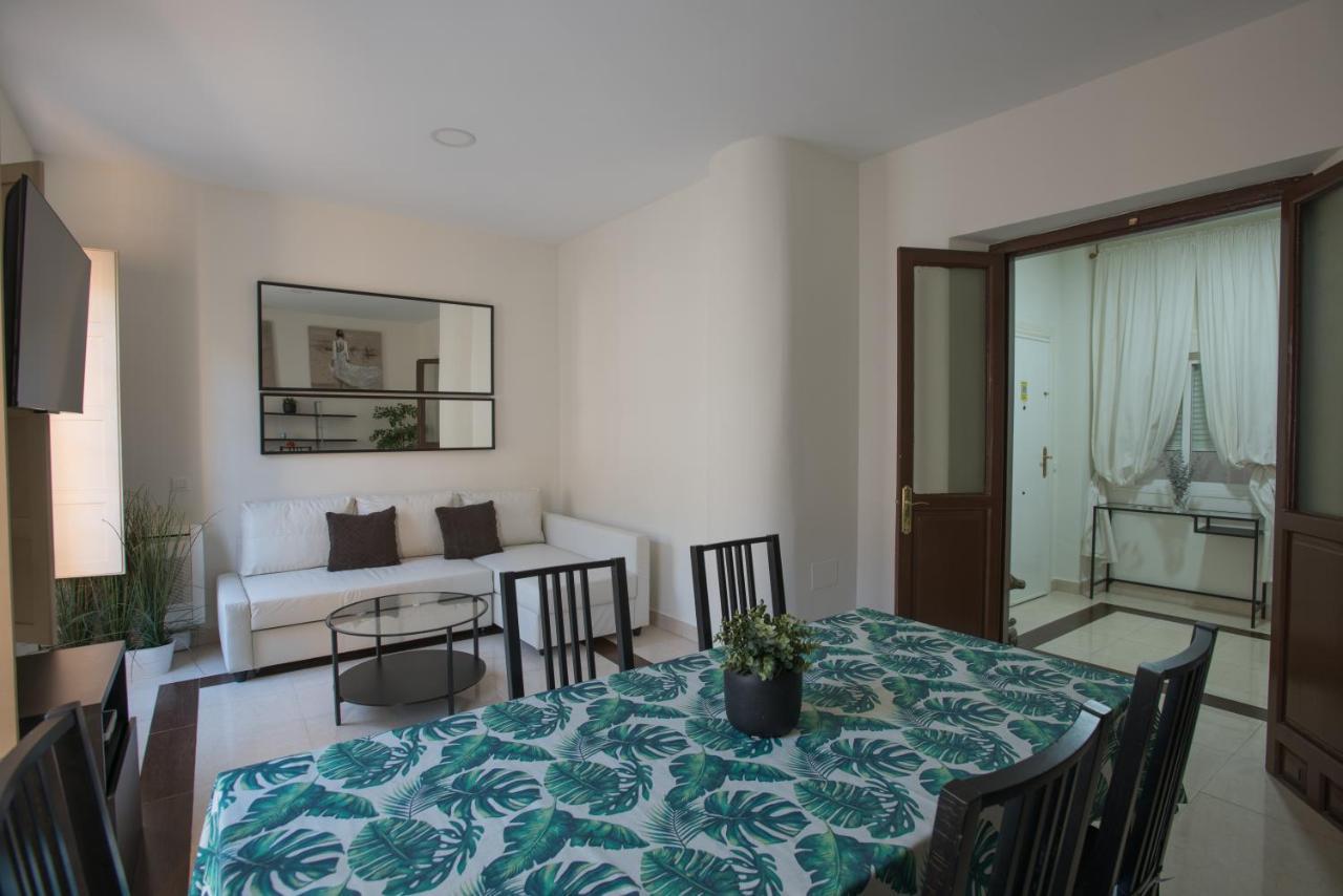 Carreteria 73 Center Apartament
